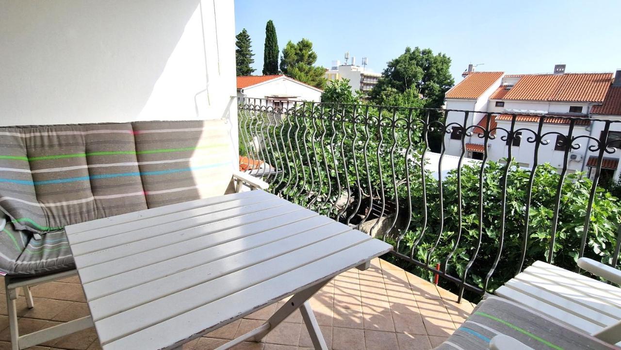 Apartment Damijan Krk Town Exterior foto
