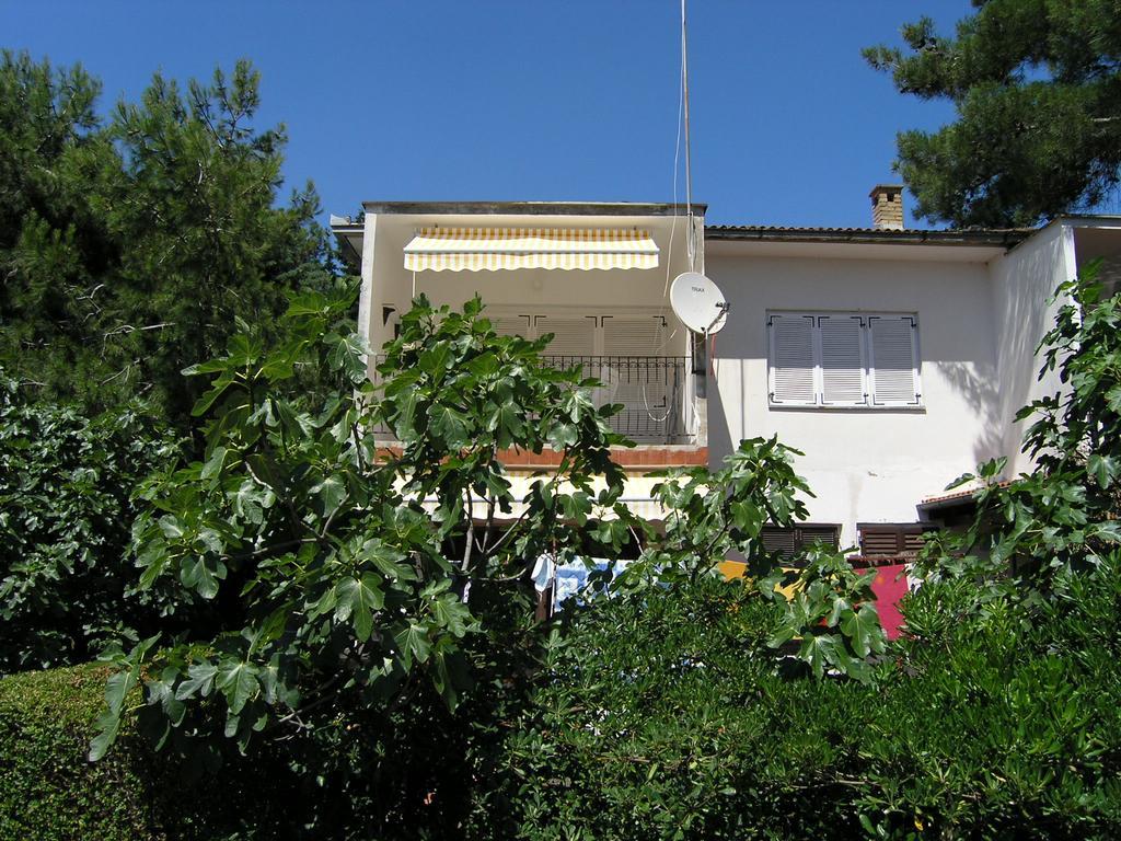 Apartment Damijan Krk Town Exterior foto