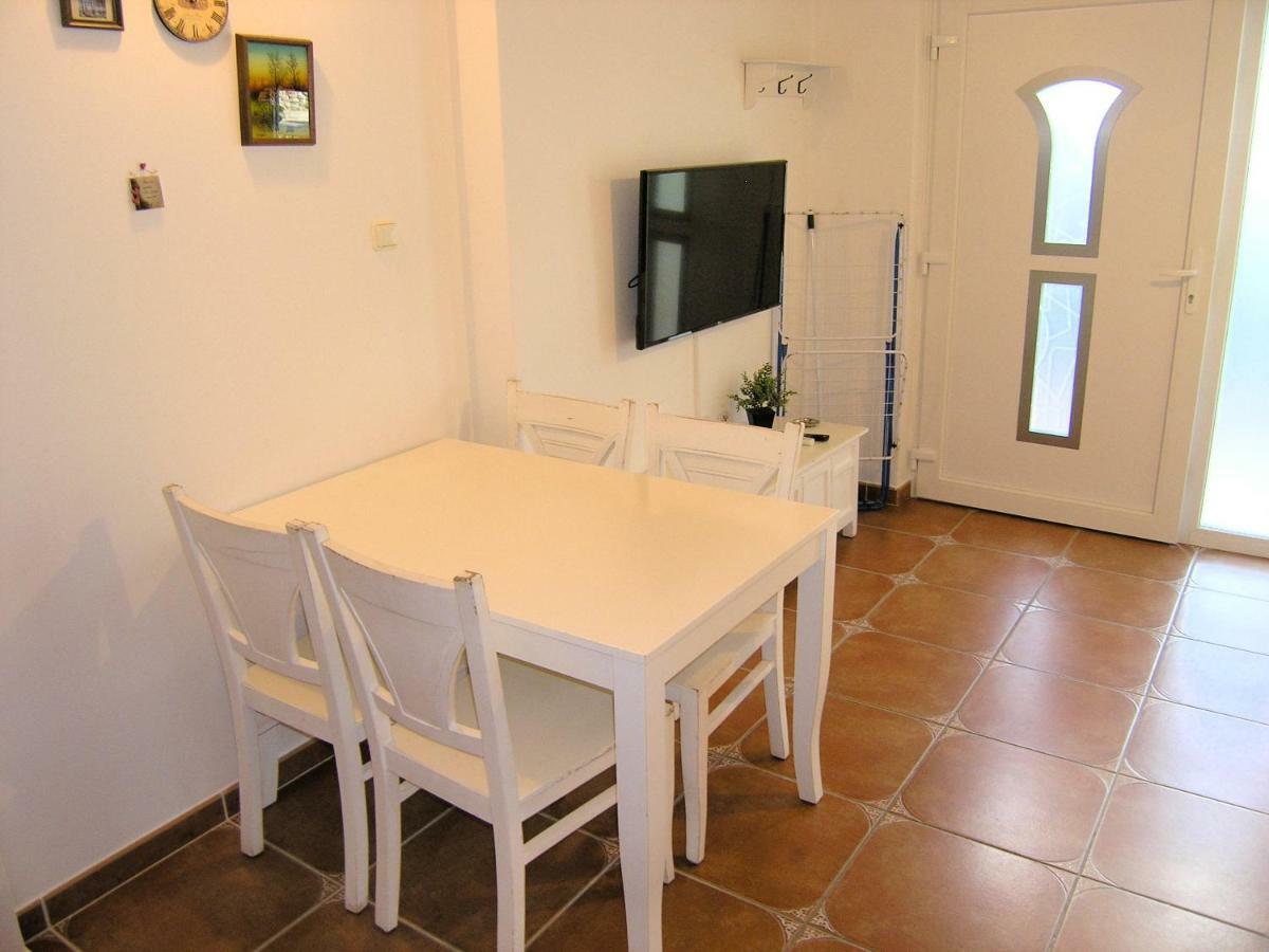 Apartment Damijan Krk Town Exterior foto